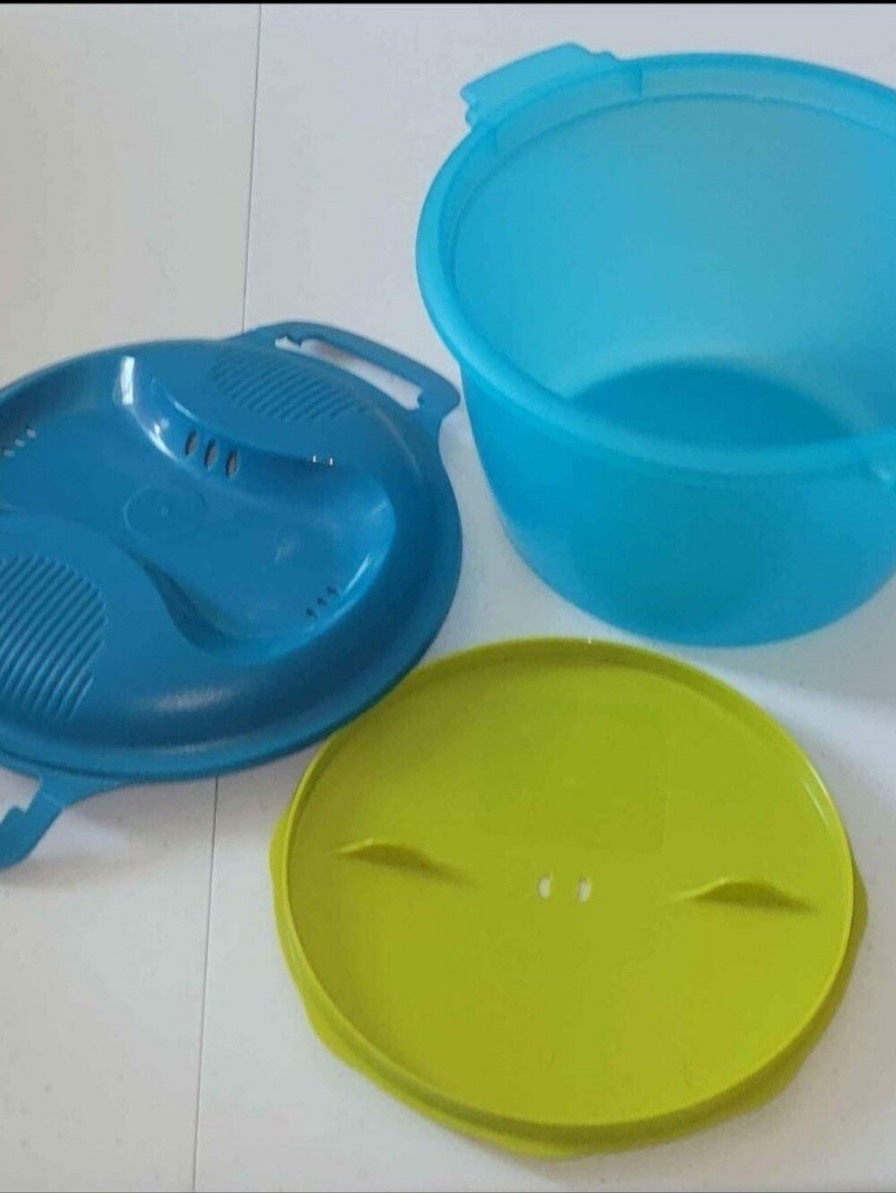 Tupperware Microwave Rice Maker - Picture 2 of 2